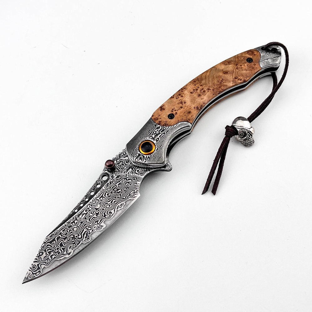 Vintage Collectible Knife - High Hardness Damascus Pattern Folding Knife