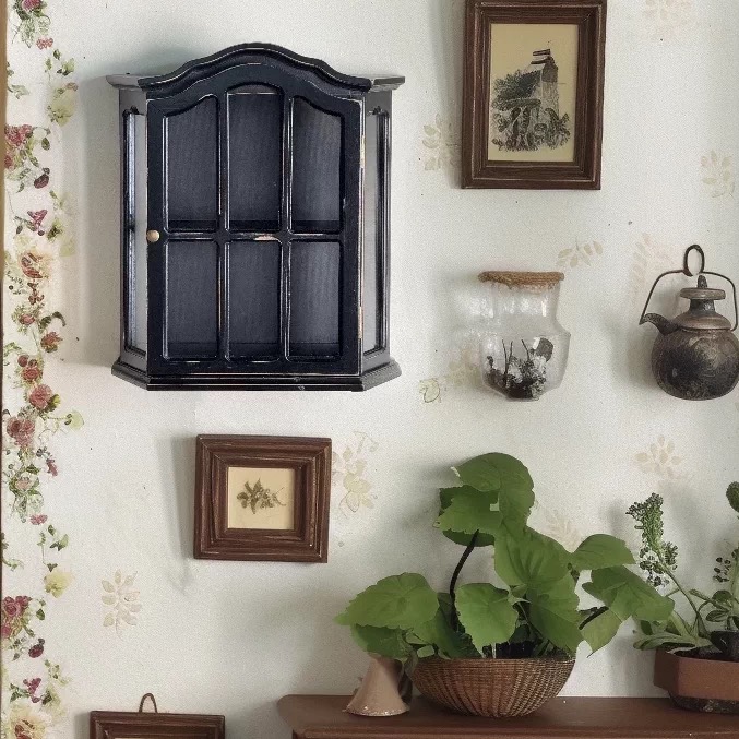 Vintage Distressed Wood Wall C - огляд і ціна Vintage Collectible Furniture