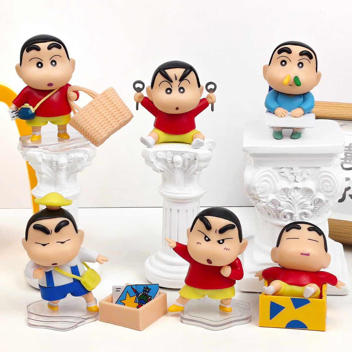 52TOYS Blind Box Crayon Shinch - огляд і ціна Small Vintage Collectible Items