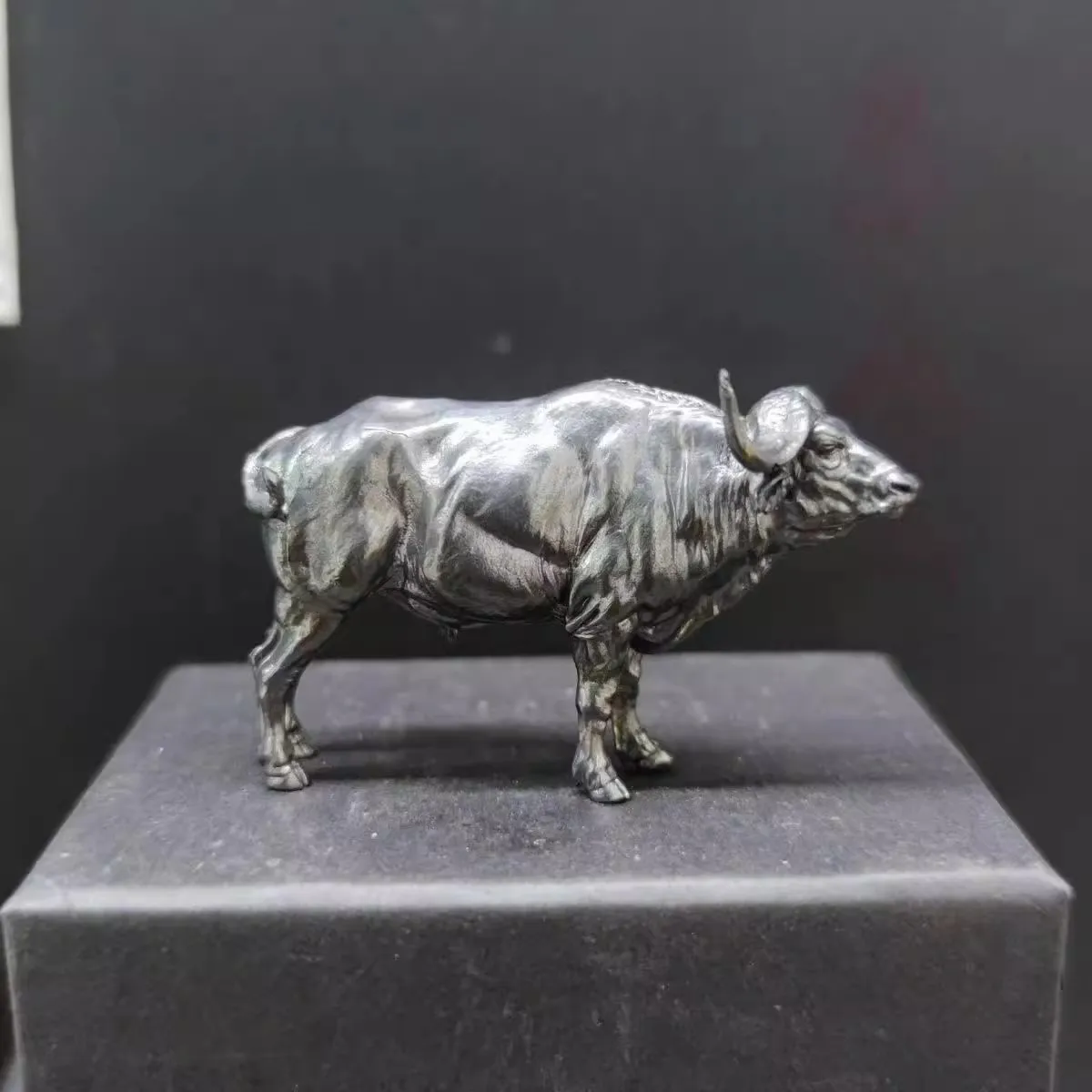 Brass African Buffalo Sculptur - огляд і ціна Vintage Collectible Furniture